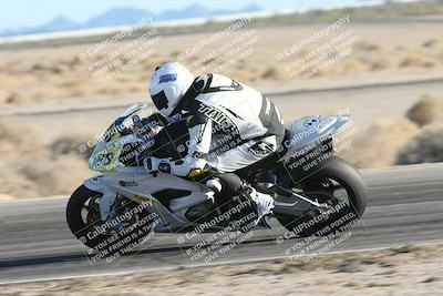 media/Dec-07-2025-CVMA (Sun) [[3e7d2de5dc]]/Race 15-Amateur Formula Open/